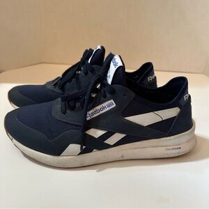 Reebok woman’s classic nylon navy Blue Athletic Shoes Dmx foam